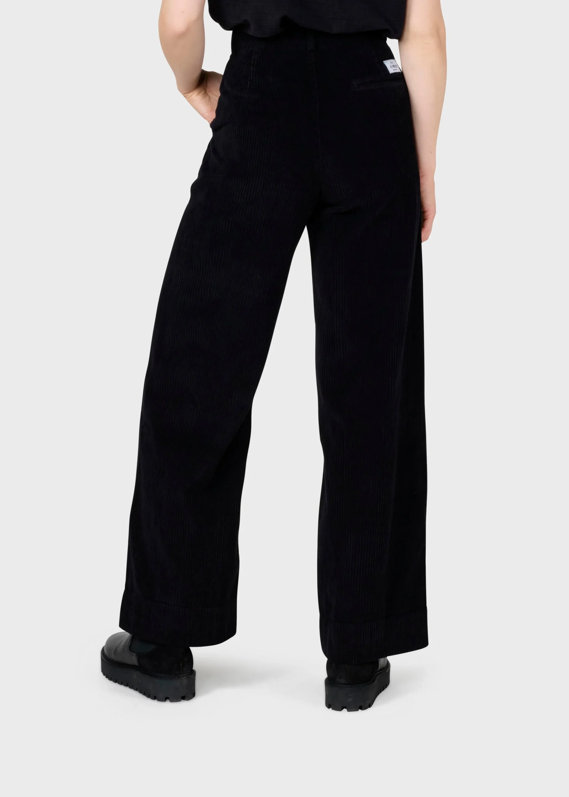 Klitmoller Collective Hosen-Lydia jumbo corduroy pant - Black Sand