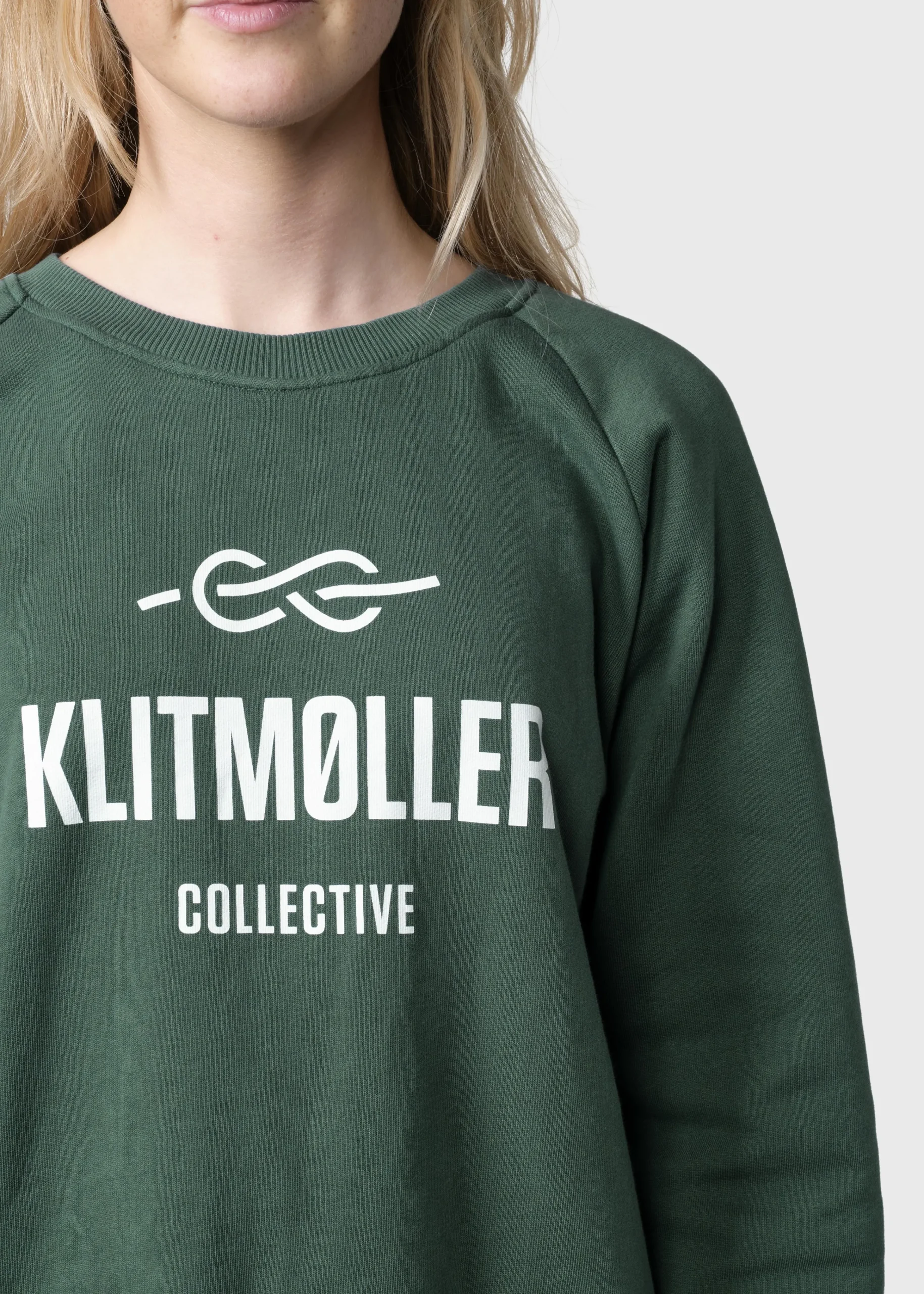 Klitmoller Collective Sweatshirts-Maja logo crew - Moss Green Skyblue