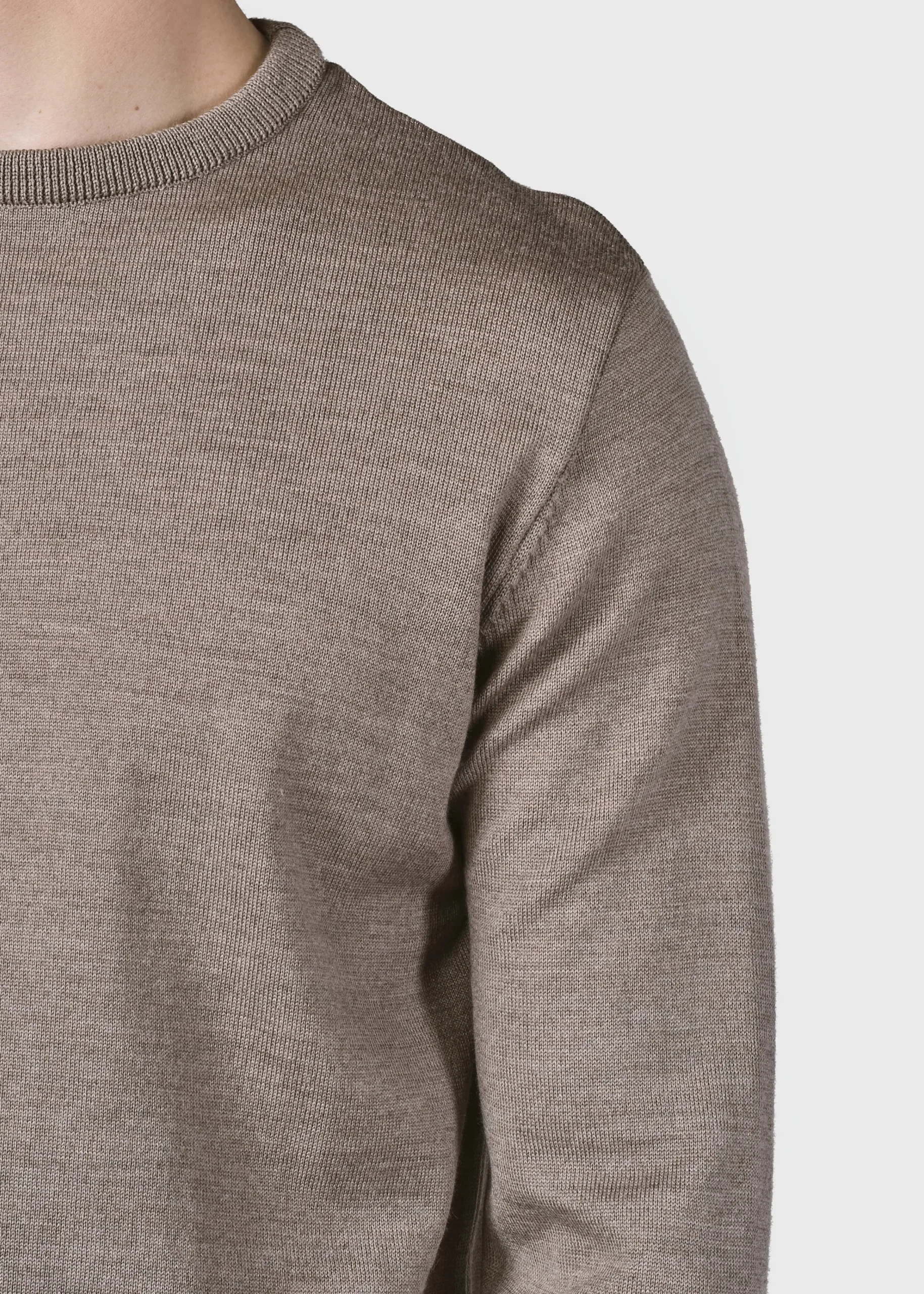 Klitmoller Collective Strick-Mens basic merino knit - Sand Navy