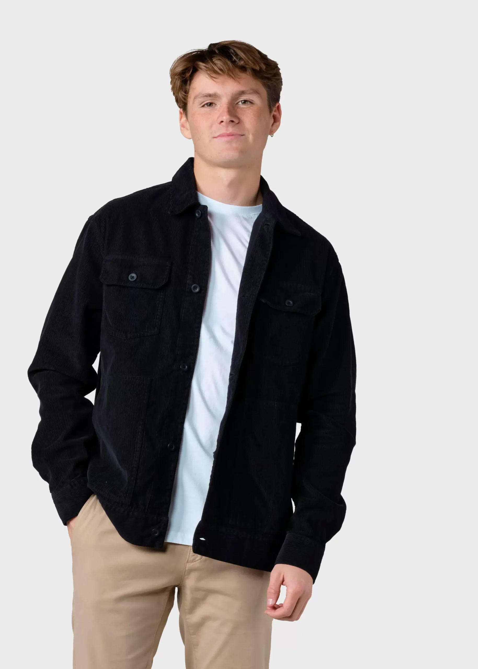 Klitmoller Collective Jacken-niklas-corduroy-overshirt - Black Navy/black