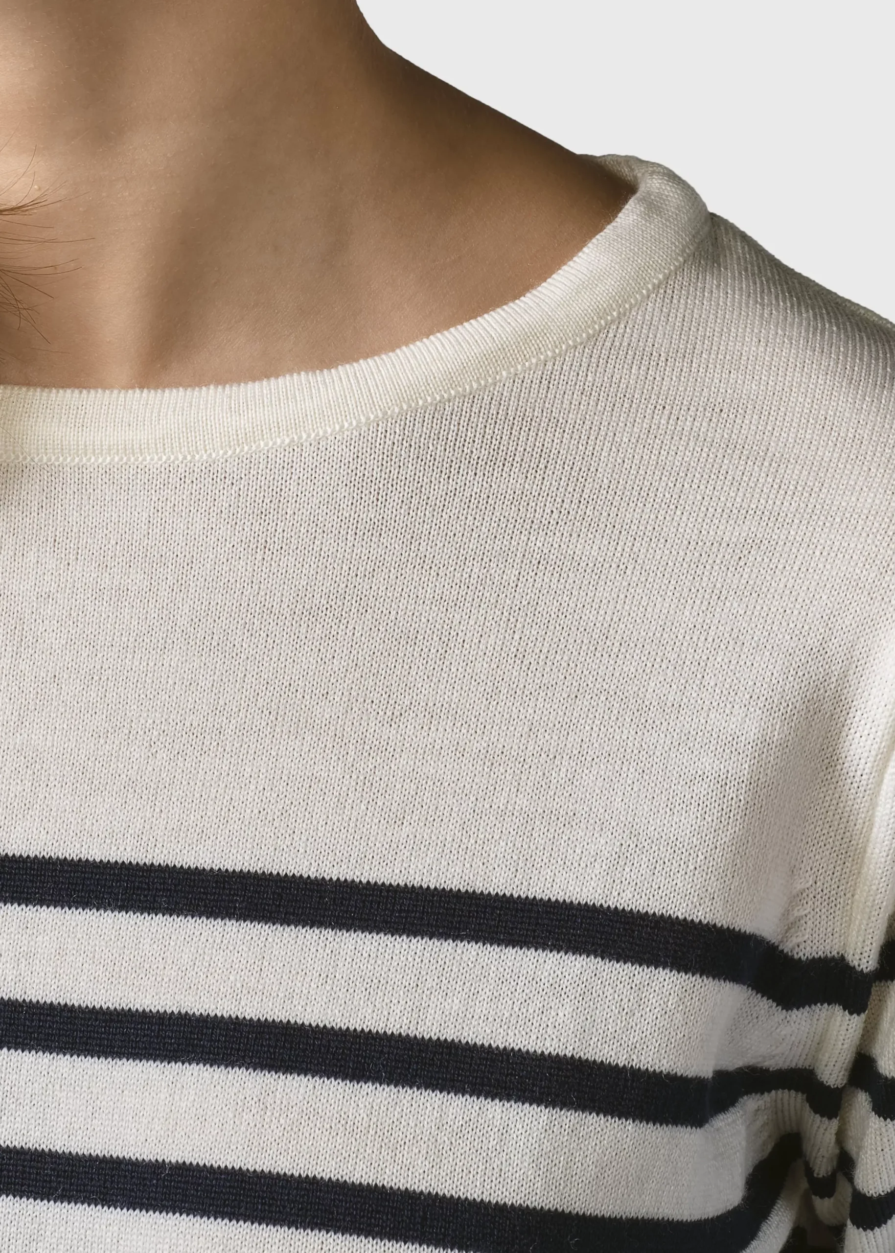 Klitmoller Collective Strick-Paula knit - Cream/navy Navy/cream