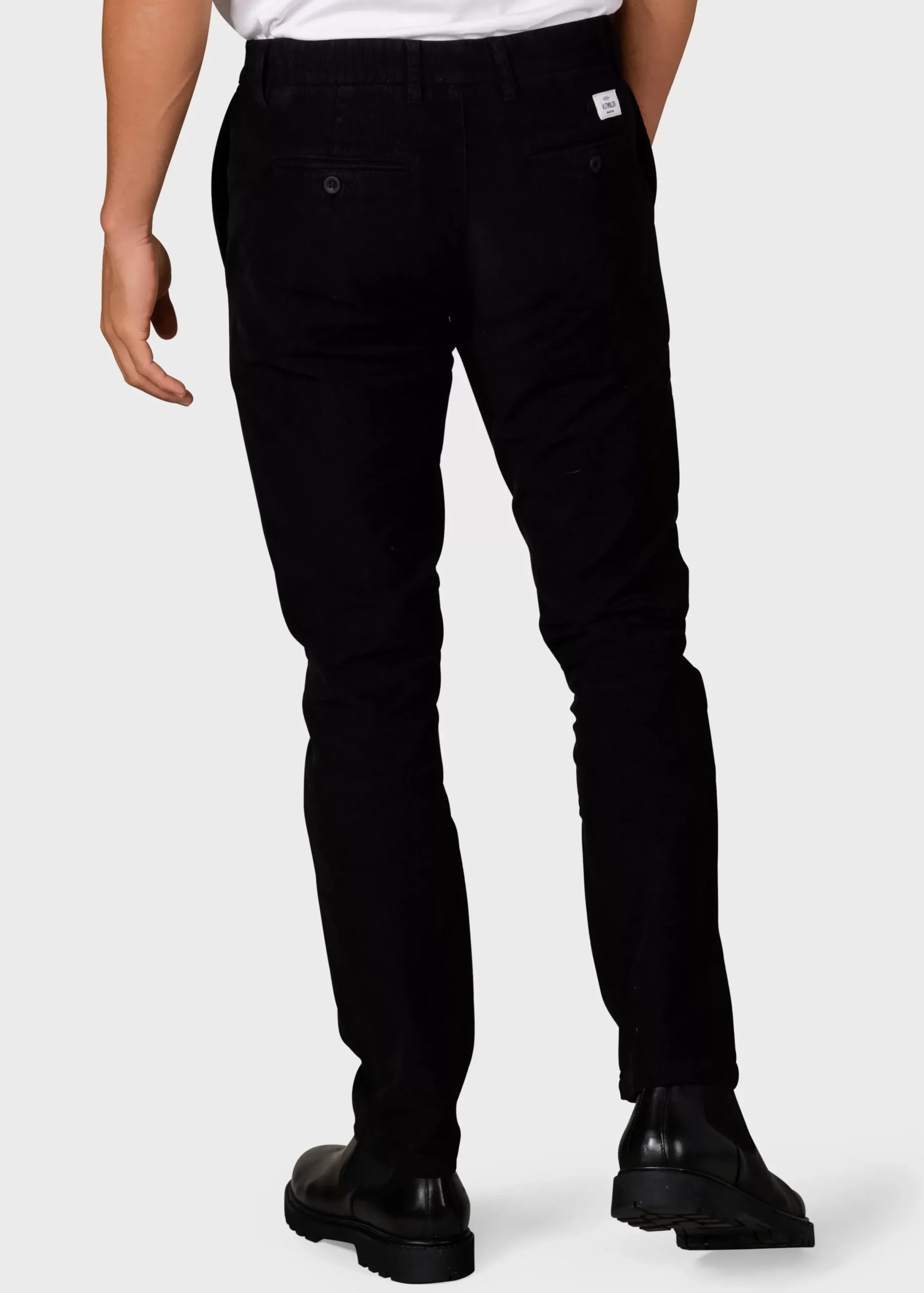 Klitmoller Collective Hosen-Ras corduroy chino - Black Sand