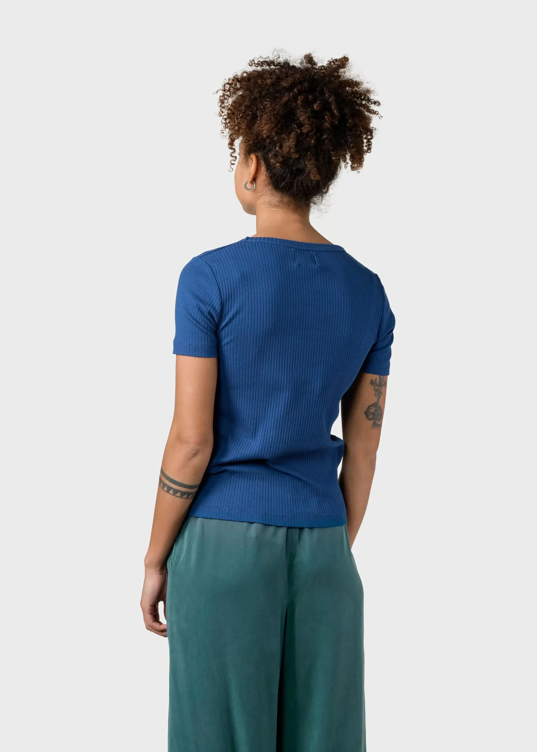 Klitmoller Collective T-shirts-Rib tee - Ocean Cream/skyblue