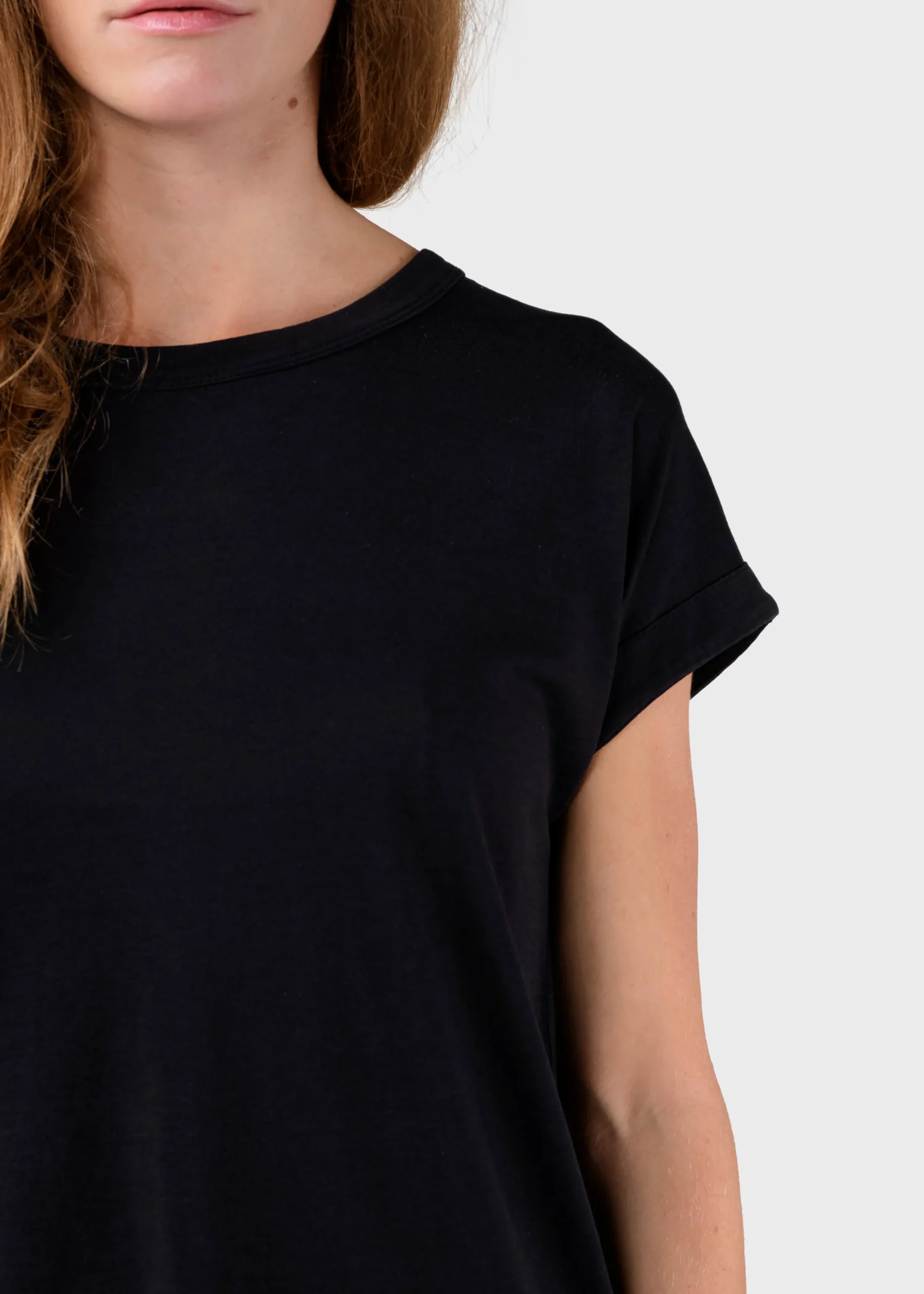 Klitmoller Collective T-shirts-Sigrid tee - Black Lilac