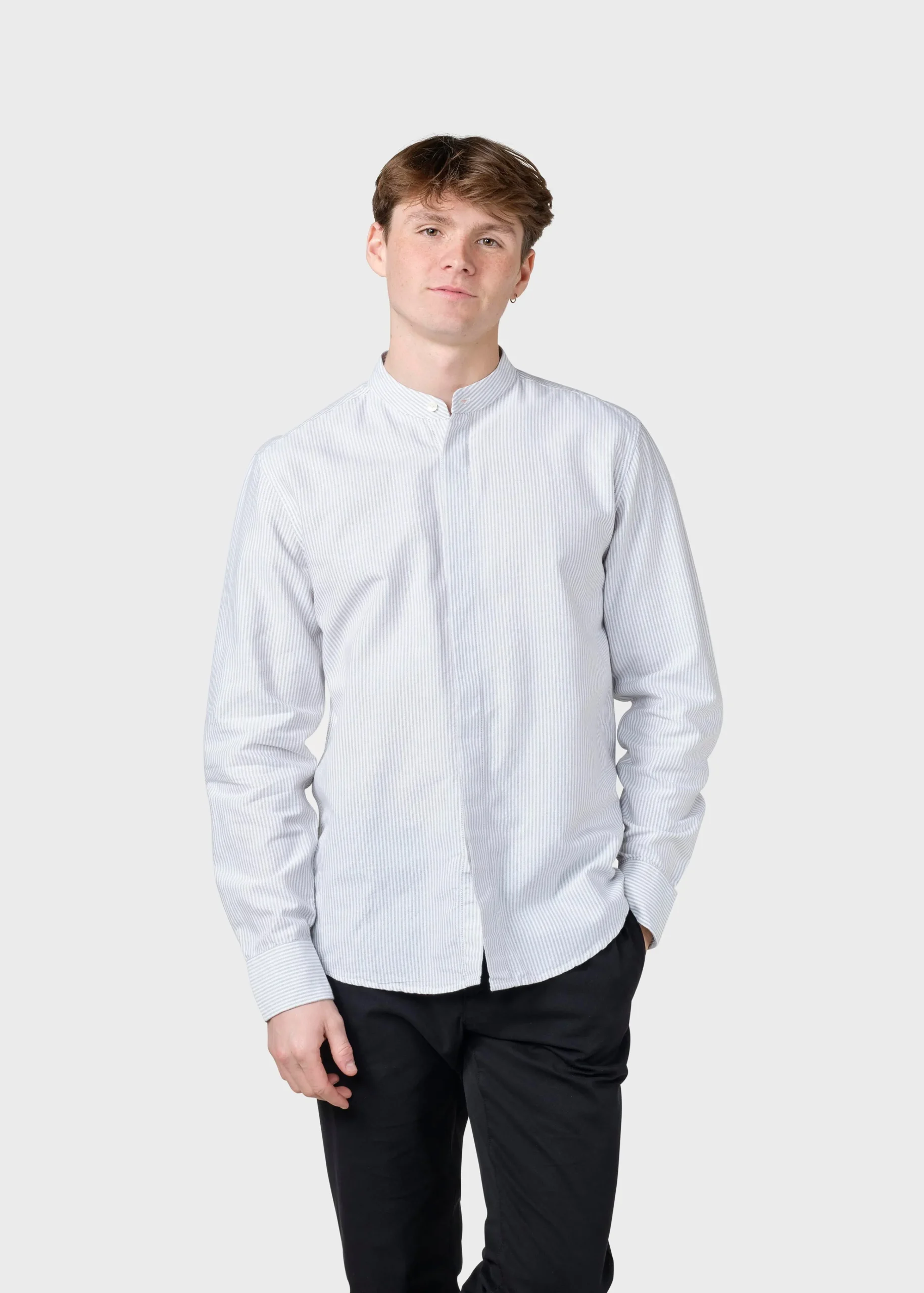 Klitmoller Collective Hemden-Simon striped shirt - White/sand