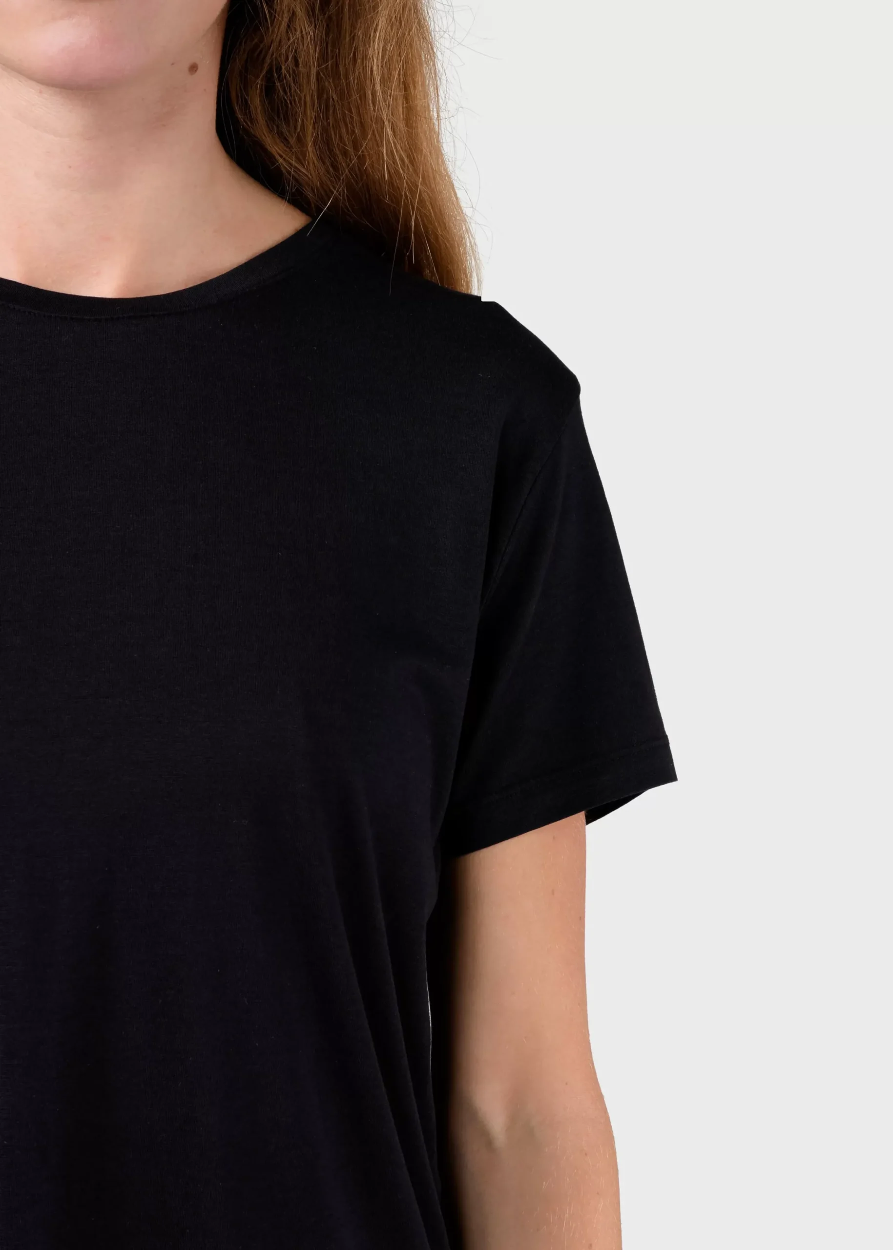 Klitmoller Collective T-shirts-Thelma tee - Black MossGreen